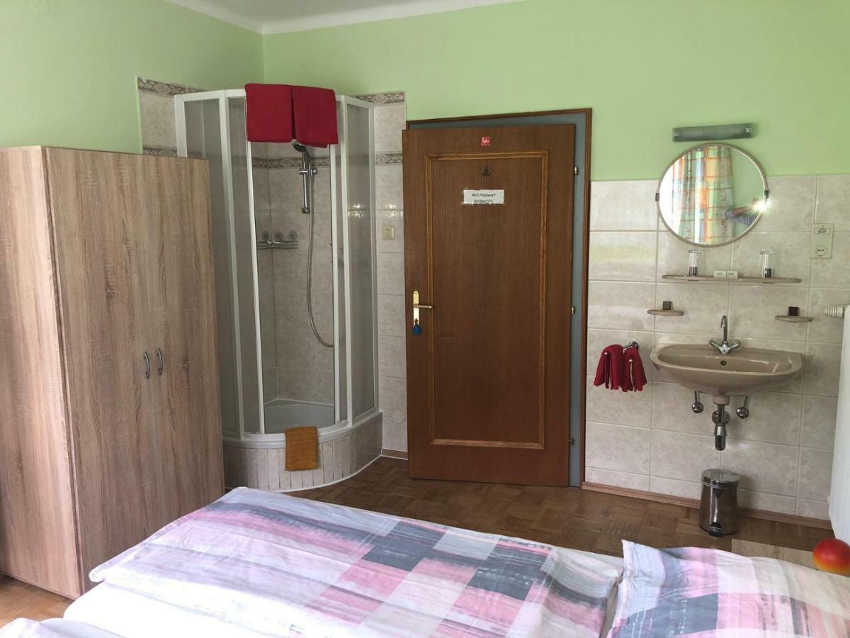 Gasthof-Pension Reidnwirt Baldramsdorf Dış mekan fotoğraf